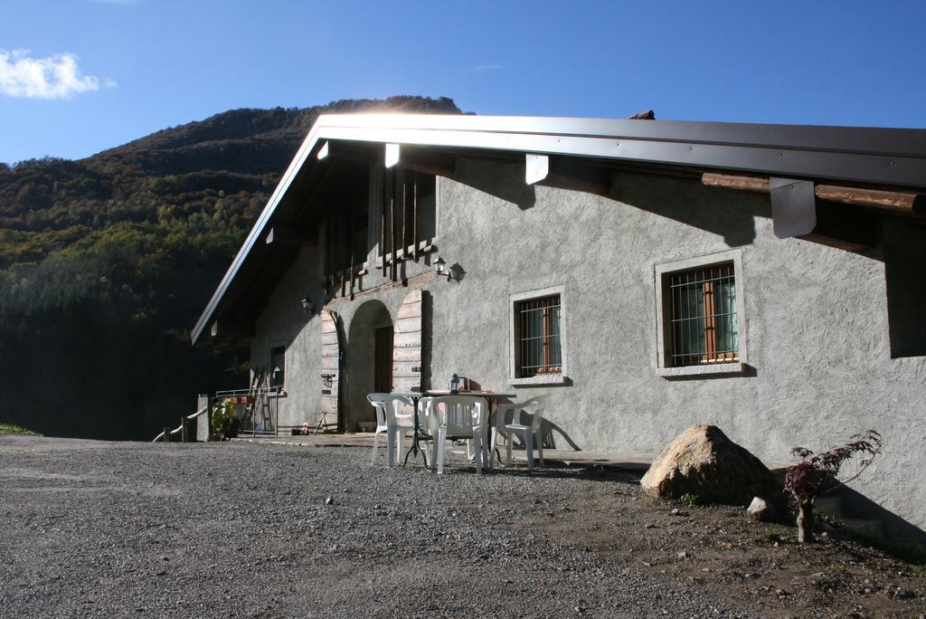 Agriturismo Cascina Cornella Cremeno Exterior photo